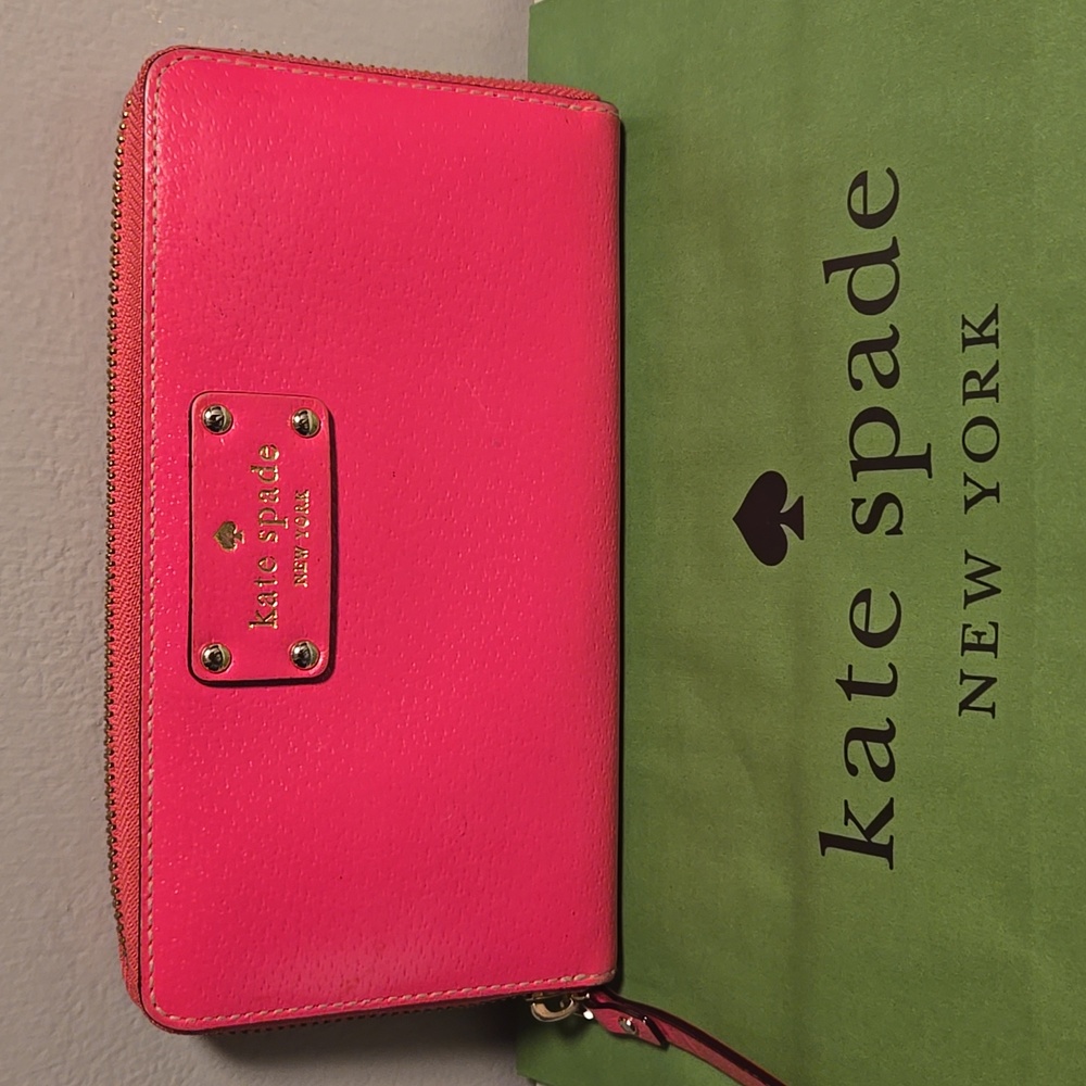 Kate Spade Pebbled Leather Wallet Pink